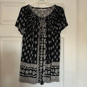 Style & Co Black & White print Smock style Top Sz M